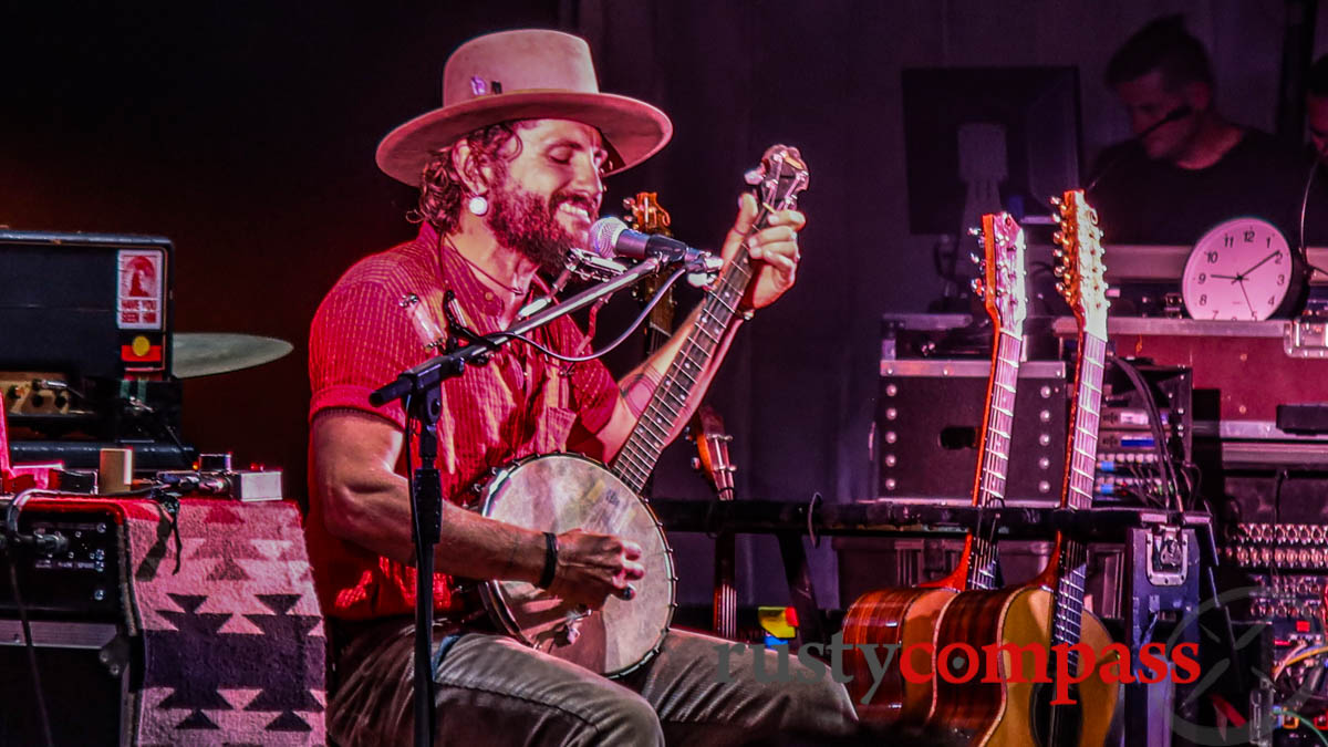 Fremantle busker done good - John Butler